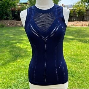 Athleta Two Toned Seamless Tank Top in Navy Blue | Size Small